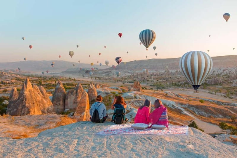 Cappadocia: Sunrise Fairy Chimneys Hot Air Balloon Watching - What the feedback tells me about the experience