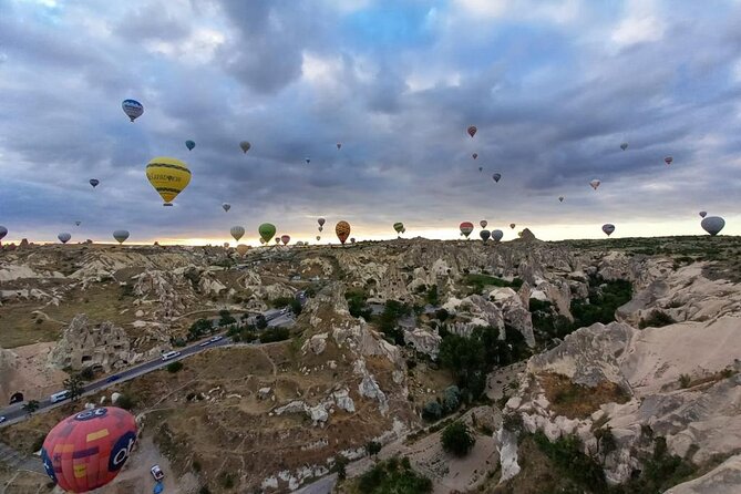 Cappadocia:Sunrise Hoot Air Ballon Over Göreme Valley - Key points to know before booking