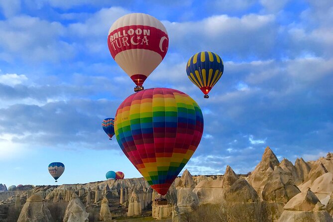 Cappadocia: Sunrise Hot Air Balloon Flight with Transfers - Watching the balloon take shape in Göreme