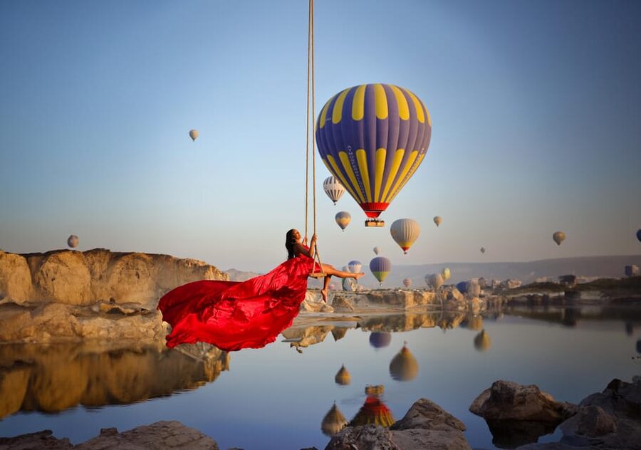 Cappadocia: Taking photo with Swing at hot air balloon view - Who should book this sunrise shoot?