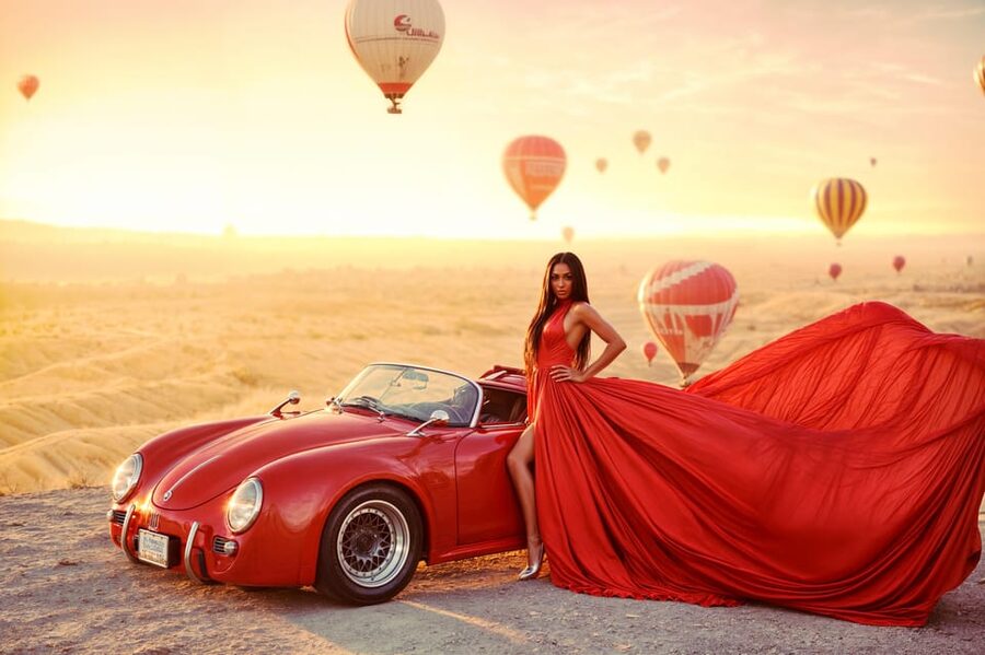 Cappadocia: Taking photo with Swing at hot air balloon view - Hotel pickup before sunrise