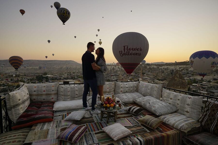 Cappadocia: Terrace Photo Spot With Balloon Flight View - Key points to know before booking