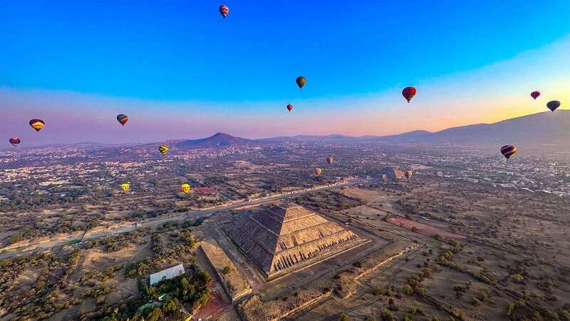 CDMX: Teotihuacan Balloon Flight with Optional Pyramids Tour - A sunrise flight over Teotihuacan