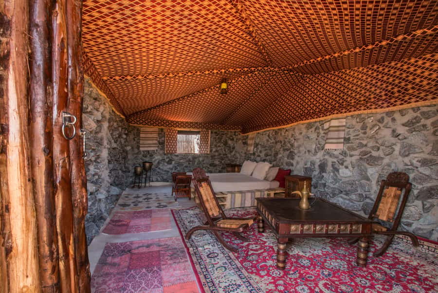 Dubai: Heritage Overnight Safari, Balloon Ride & breakfast - Dinner inside a royal desert retreat