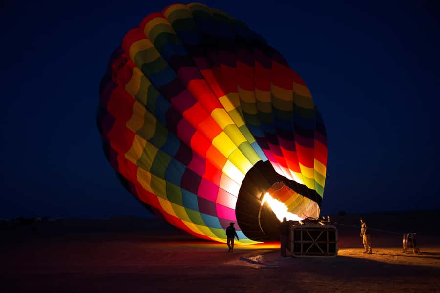 Dubai: Hot Air Balloon, Desert Safari, and Quad Biking Tour - What the falcon show adds