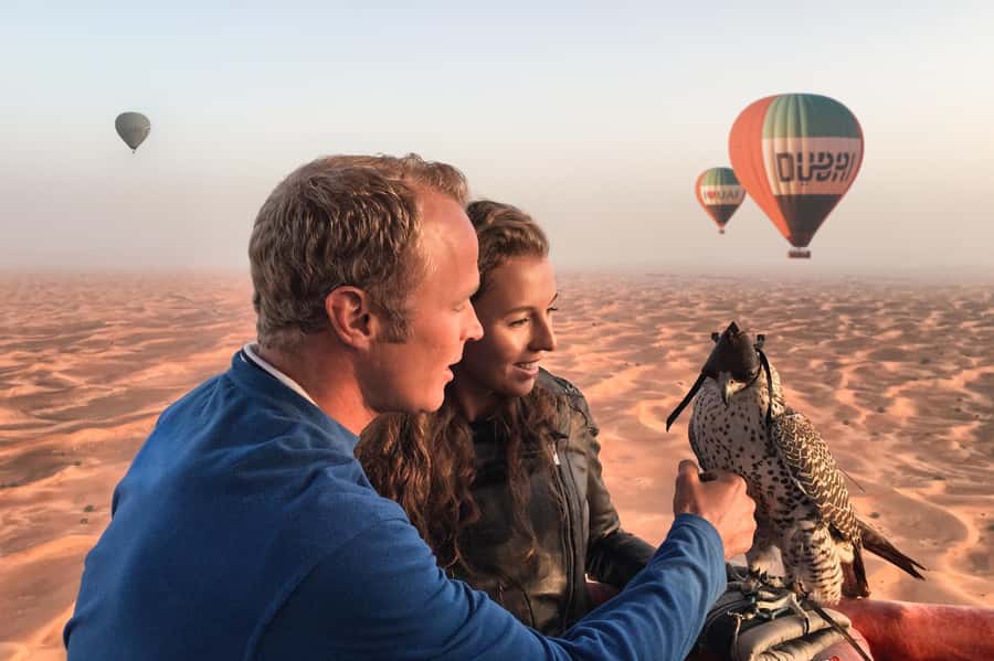 Dubai: Luxury Balloon Flight with Michelin-Curated Breakfast - Sunrise from 4,000 feet over the desert