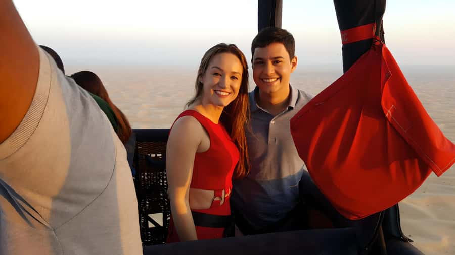 Dubai: Private Hot Air Balloon Tour Over the Dubai Desert - Sunrise at 4,000 feet above the dunes