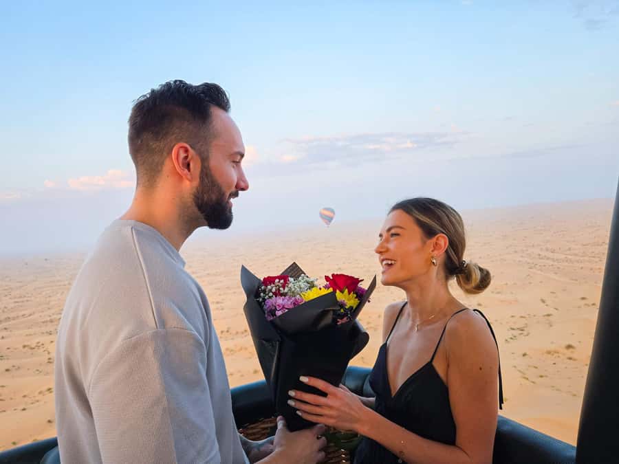 Dubai: Sunrise Hot Air Balloon Flight, Breakfast, Camel Ride - Breakfast after landing, with a schedule to watch