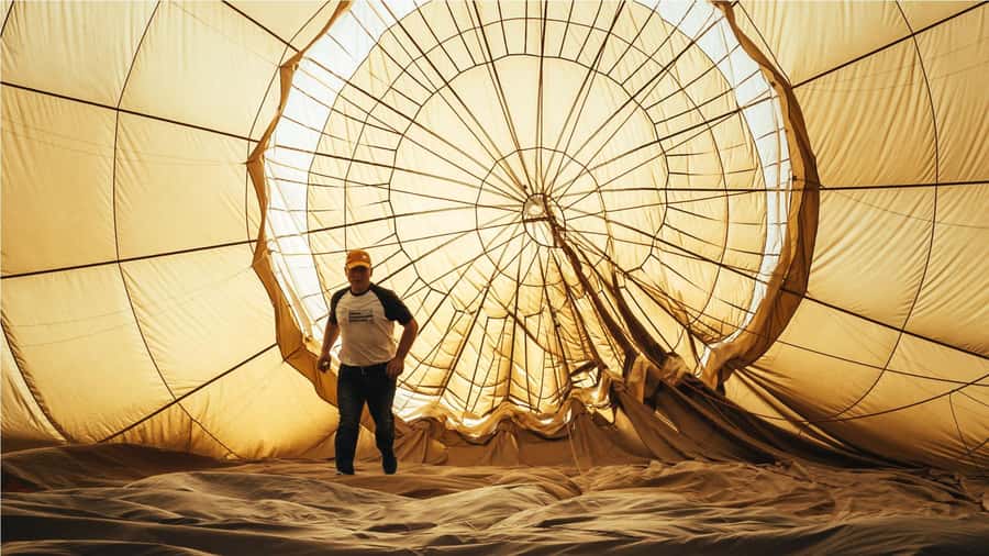 Dubai: Sunrise Hot Air Balloon Tour with E-Certificate - Who Will Enjoy This Most?