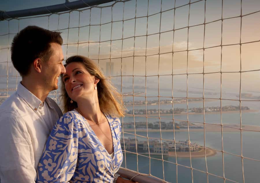 Dubai: The Dubai Balloon at Atlantis - Pilot personalities can shape a short ride