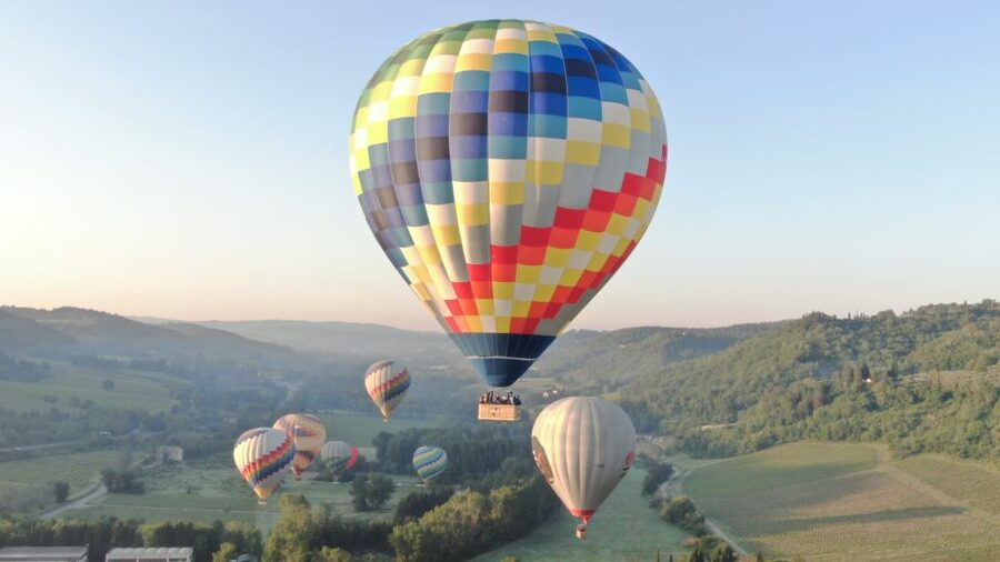 Exclusive Private Balloon Tour for 2 in Tuscany - Is the three-hour length good value?