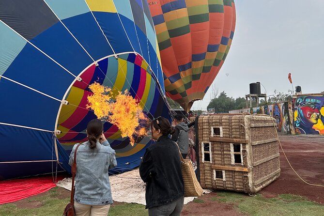 Fly by Teotihuacan Balloon / Private Transportation + Cave Breakfast - Why the early start is worth it