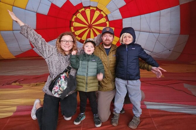Fly by Teotihuacan Balloon / Private Transportation + Cave Breakfast - Three hours among the Teotihuacan pyramids
