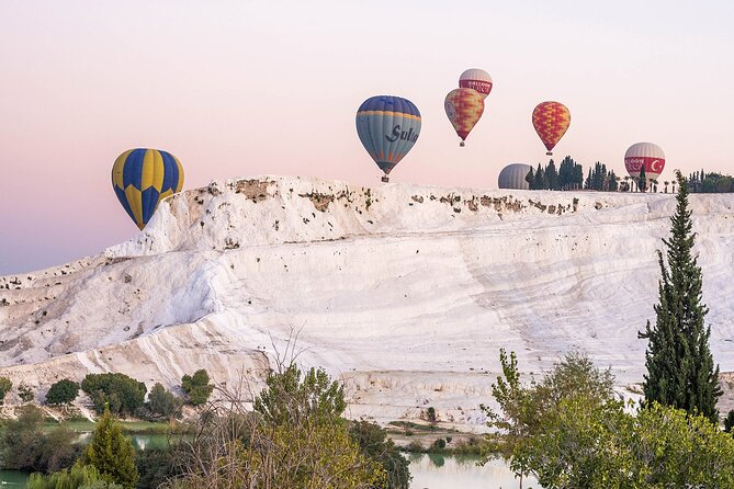 From Antalya Pamukkale Hot Air Balloon Flight with Lunch - Who should book this experience?