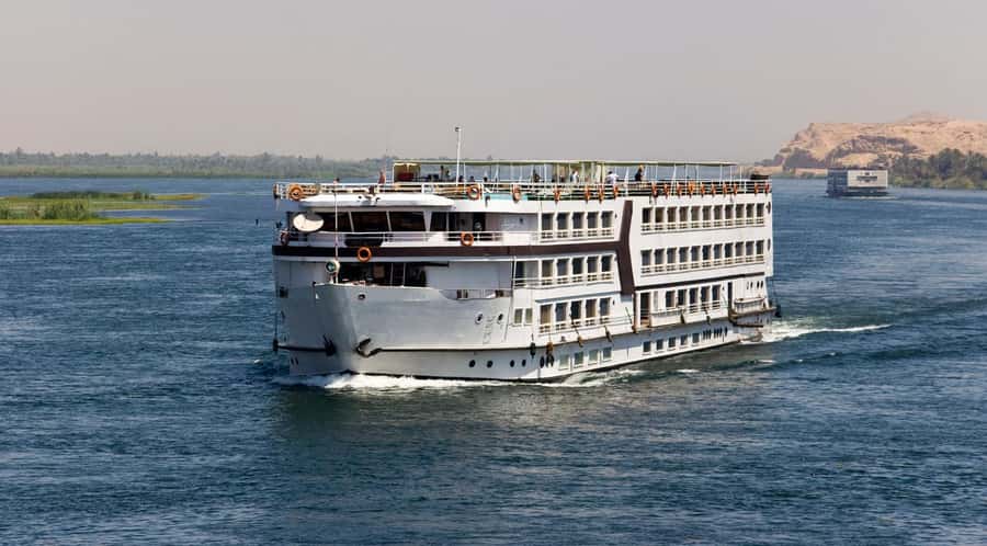 From Aswan: 5-Day Nile Cruise to Luxor with Hot Air Balloon - Four nights between Aswan and Luxor