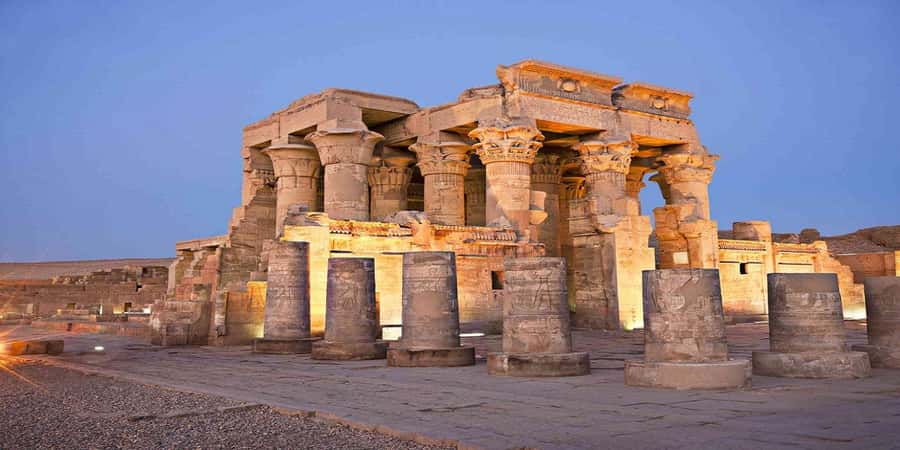 From Aswan: 5-Day Nile Cruise to Luxor with Hot Air Balloon - Guides, drivers, and the value of private touring