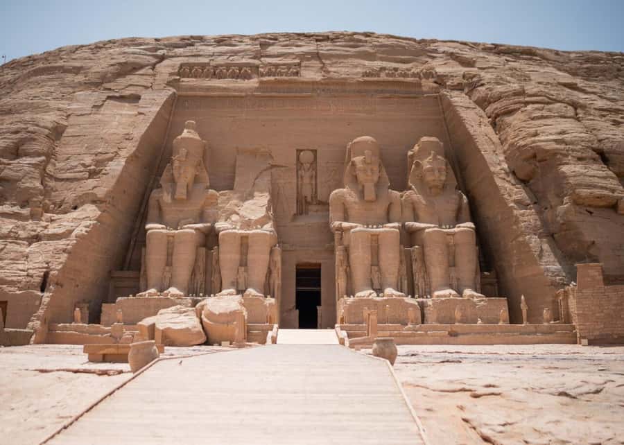 From Cairo: 4-Day Nile Cruise to Aswan w/ Balloon & Flights - Who should choose this Egypt tour?