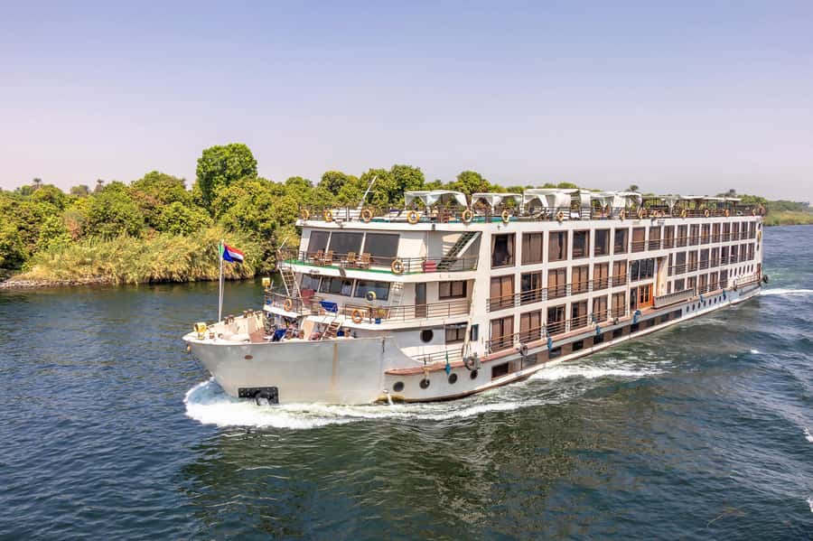 From Cairo: 4-Day Nile Cruise to Aswan w/ Balloon & Flights - Why this four-day route works