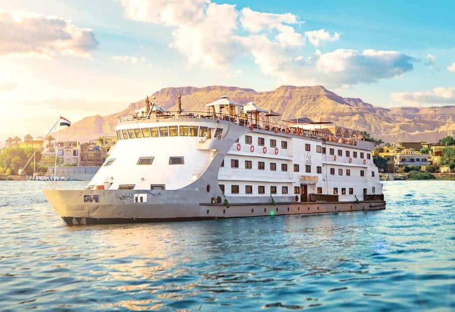 From Cairo: 5-Day Nile Cruise to Aswan & Balloon by Flights - Who will get the most from this five-day plan?
