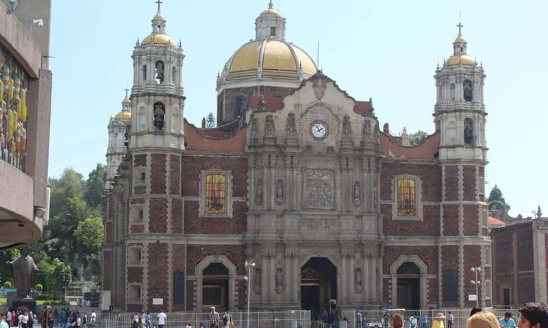 From CDMX: Hot air balloon ride, guided visits to Teotihuacan and Guadalupe - Teotihuacan from the air