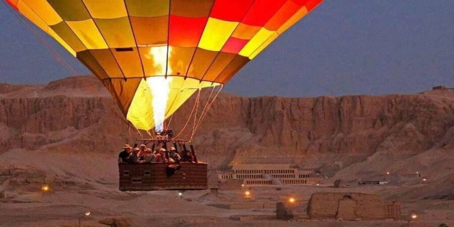 From Hurghada: 1-Night in Luxor, Hot Air Balloon, & Transfer - The short night before the balloon