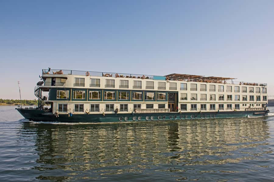 From Hurghada: 3-Day Nile Cruise to Aswan & Hot Air Balloon - Seeing Luxor from a hot air balloon