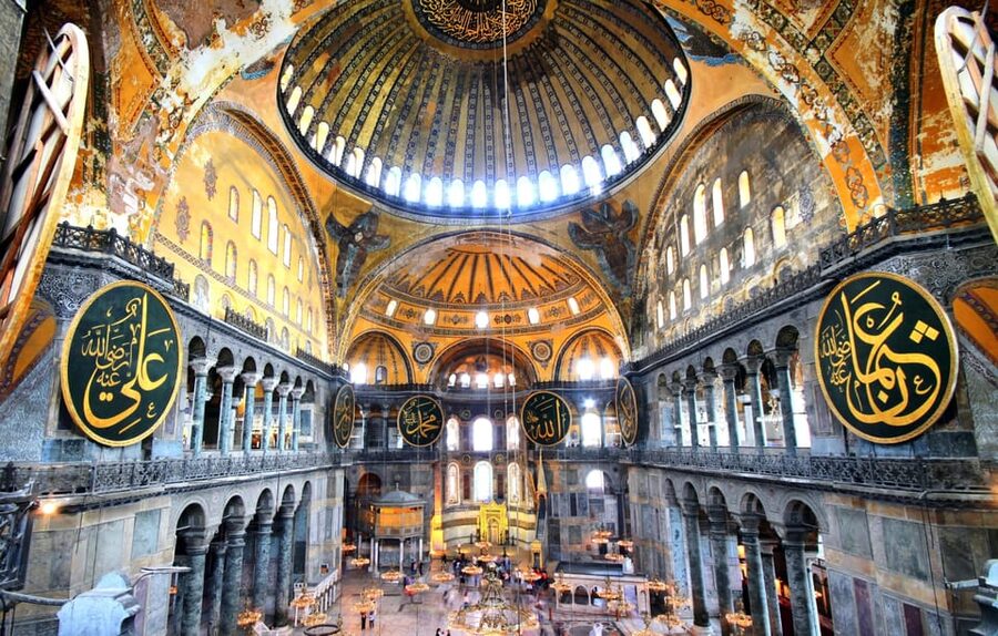 From Istanbul: 10-Day Turkey Tour & optional Hot Air Balloon - Pergamon, Troy, and Canakkale tell different ancient stories