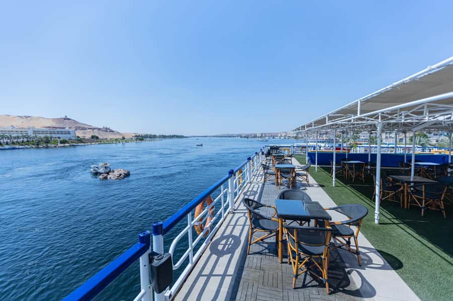 From Luxor: 6-Day Nile Cruise to Aswan with Hot Air Balloon - Is $1,100 a good price for six days?