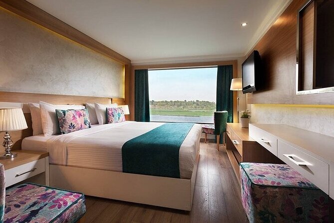 From Luxor:8-Night Luxury Nile River Cruise & Hot Air Balloon - What the $1,357 price really covers