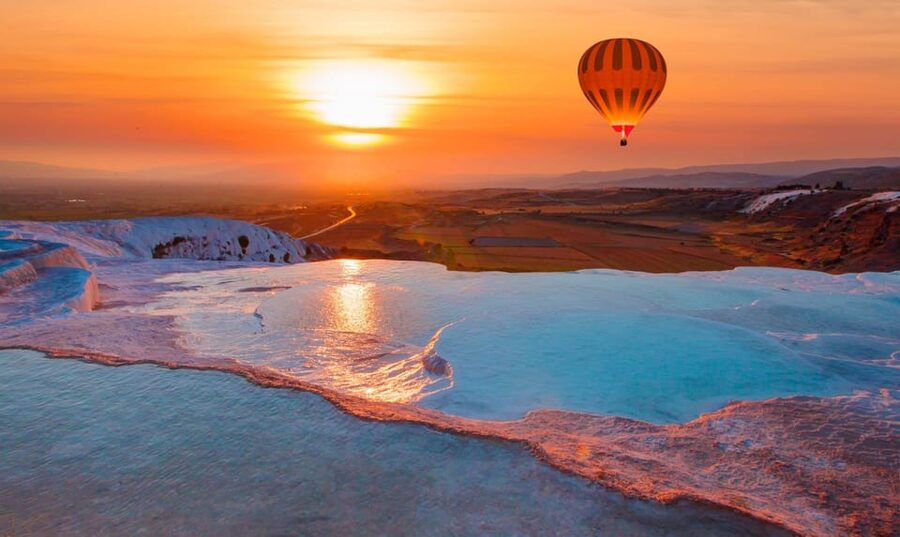 From Marmaris: Pamukkale Balloon Flight Day Trip with Lunch - Cleopatra Pool and the Ruins of Hierapolis