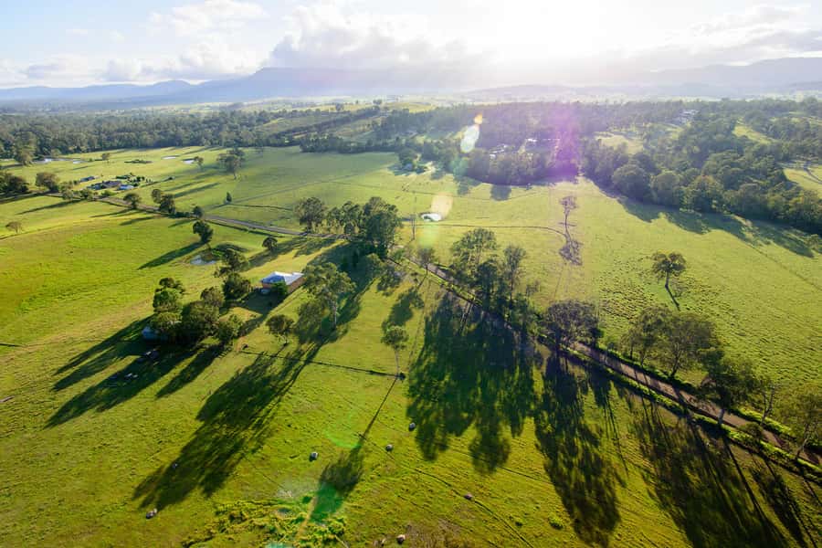 Gold Coast: Hot Air Balloon Flight, Sparkling Wine & Photos - Entering the four-foot basket