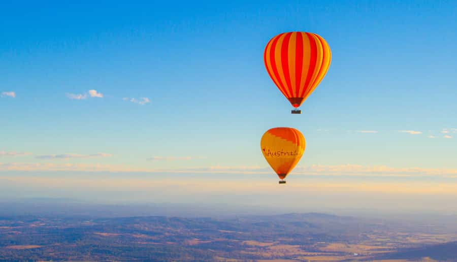 Gold Coast: Hot Air Balloon Flight, Sparkling Wine & Photos - The early hotel pickup sets the tone