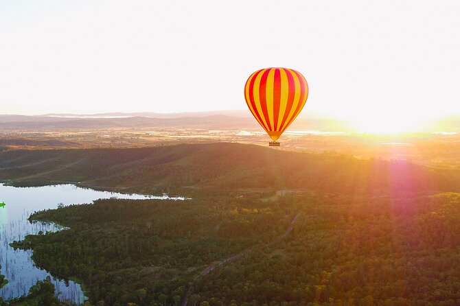 Gold Coast Hot Air Ballooning, Bubbles & Go - Pickup from Surfers Paradise at 4:00 am