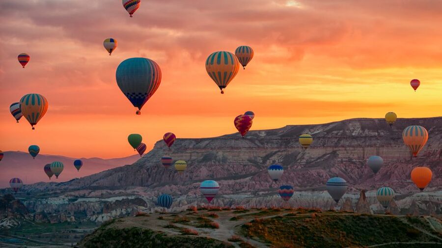 Goreme: Budget Hot Air Balloon Ride over Cappadocia - Watching the balloon fill with air