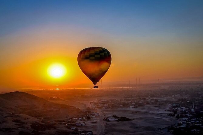 Guided Hot Air Balloon Tour in Luxor - Crossing the Nile by motorboat