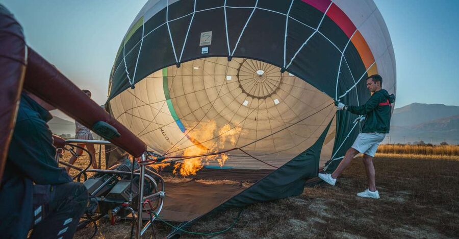 Heraklion: Sunrise Balloon Flight & Sunset Catamaran Cruise - Why combine a balloon and a boat?
