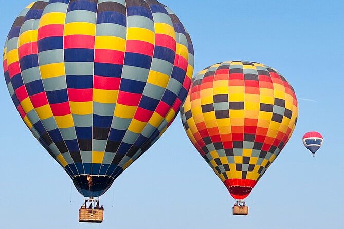 Hot air balloon adventure over Teotihuacan - The 4:30 a.m. pickup from Mexico City