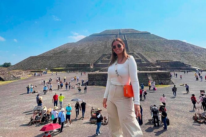 Hot Air Balloon Flight and Tour of the Majestic Pyramids - The 4:30 a.m. departure from Mexico City