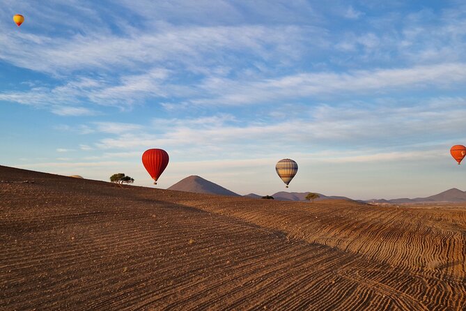 Hot air balloon flight at sunrise in Marrakech & breakfast - The pilot team and sense of safety