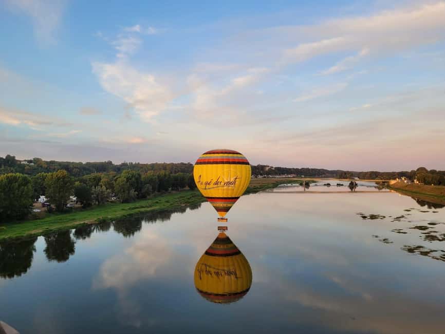 Hot air balloon flight:Chambord, Chenonceau,Cheverny,Blois - Landing, refreshments, and the trip back