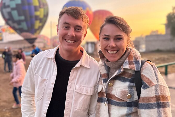 Hot air balloon flight in Teotihuacán + Breakfast in a Cave - Two hours at Teotihuacán