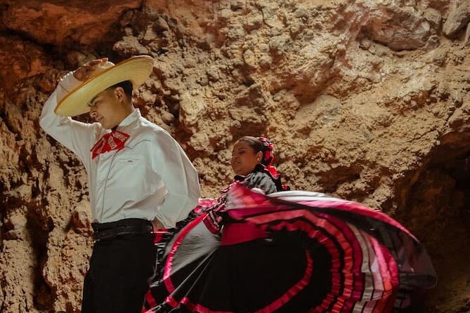 Hot air balloon flight in Teotihuacán + Breakfast in a Cave - Is the $191.16 price fair?