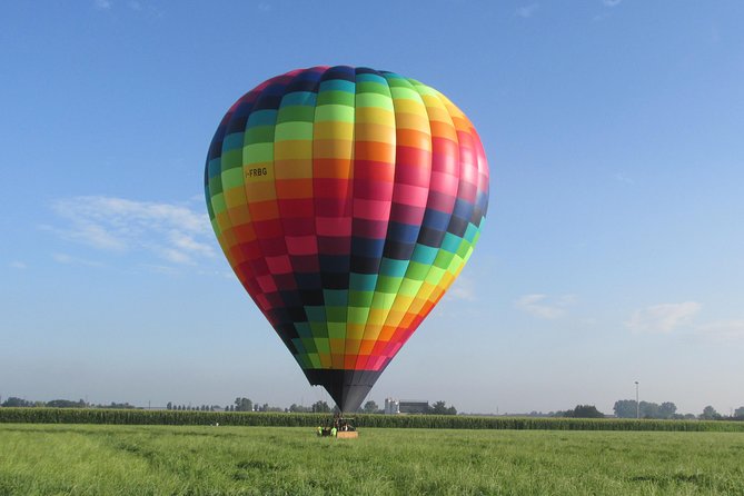 Hot air balloon flight Milan Monday-Friday - A balloon flight outside Milan, not a city sightseeing ride