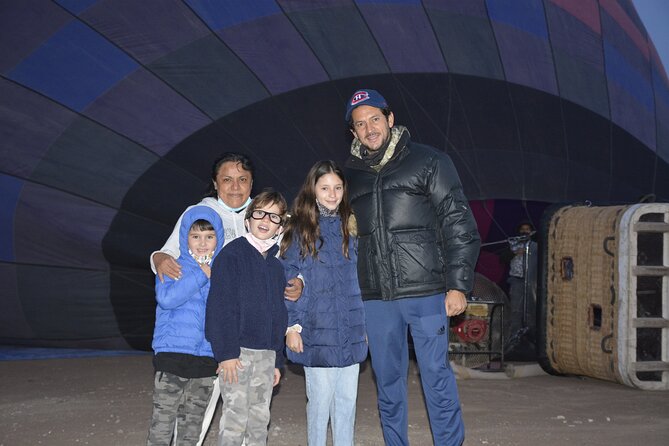 Hot Air Balloon Flight over Teotihuacán - Landing, champagne, and the return to the base