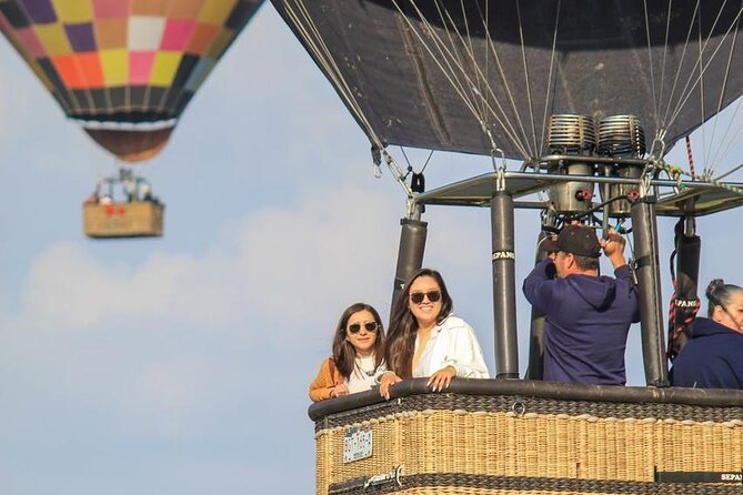 Hot Air Balloon Flight over Teotihuacan with CDMX Transportation - Key points before you book