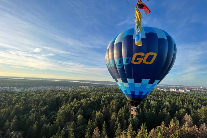 Hot Air Balloon Flight over Vilnius or Trakai - The flight, the champagne, and the landing
