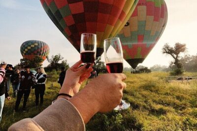 Hot Air Balloon Flight with Breakfast Cave and Pyramids Tour