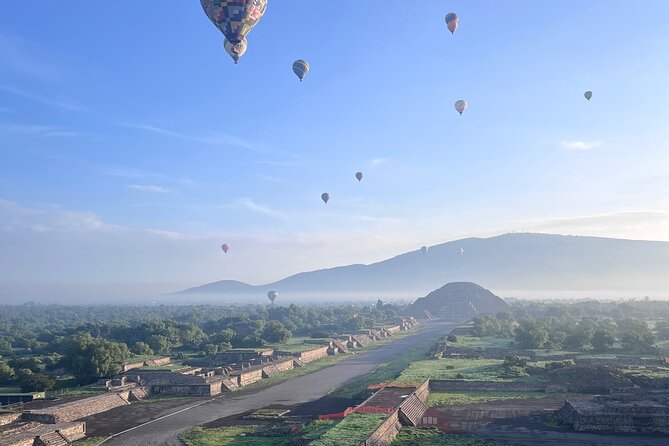 Hot Air Balloon Flight with Cave Breakfast - The early morning meeting point near Teotihuacan