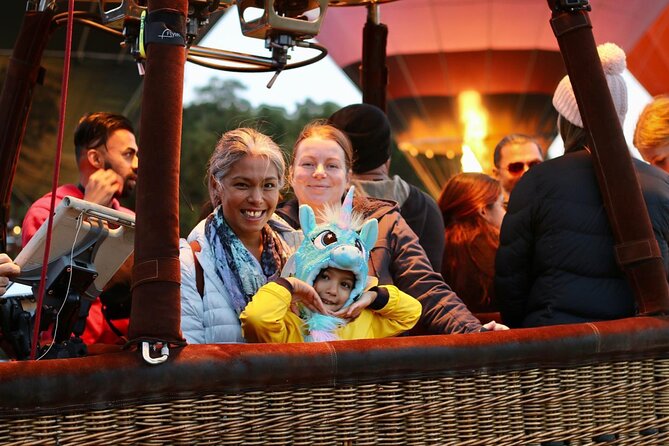Hot Air Balloon Flights in Perth (Avon Valley) with breakfast - Landing and helping pack everything away