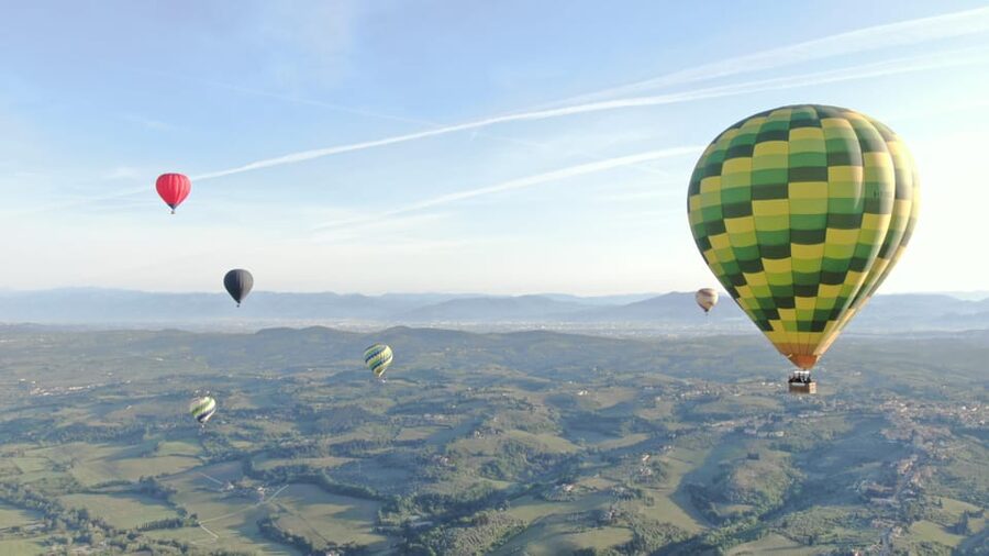 Hot Air Balloon Flights near San Gimignano - One hour over hills, vineyards, and lakes